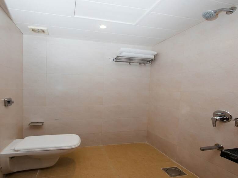 Oyo 17185 Hotel Satyam Swagat
