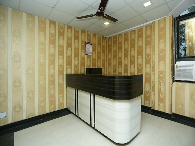 Oyo 17185 Hotel Satyam Swagat