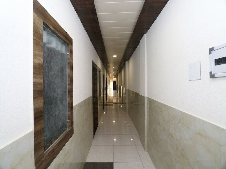 Capital O 28016 Hotel Big Dream