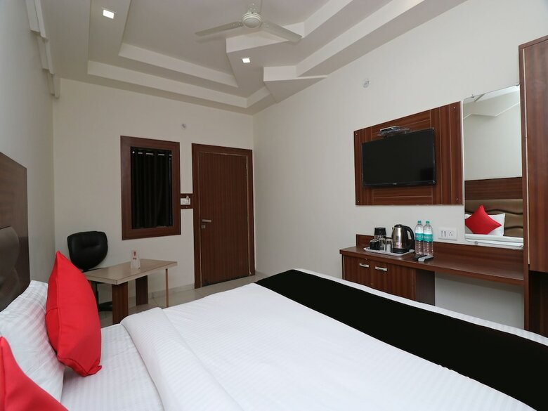 Capital O 28016 Hotel Big Dream