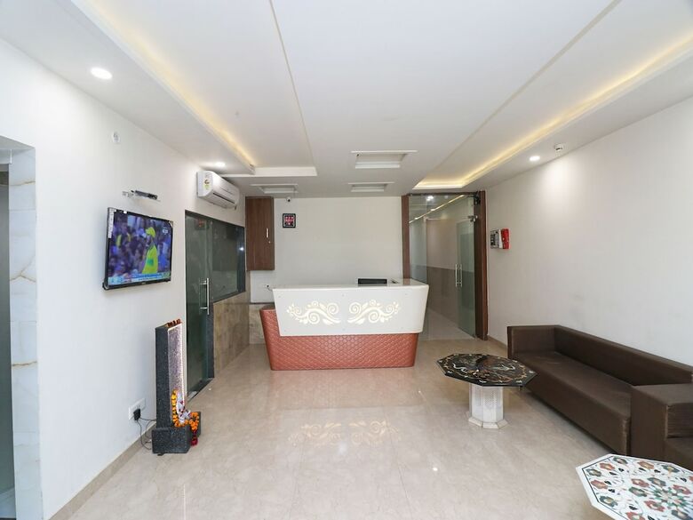 Capital O 28016 Hotel Big Dream