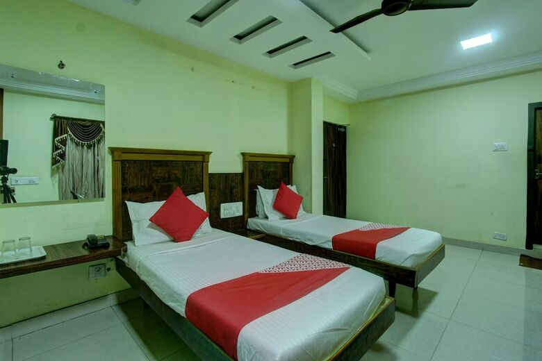 Oyo 26797 Ss Hotels
