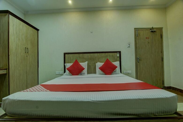 Oyo 26797 Ss Hotels
