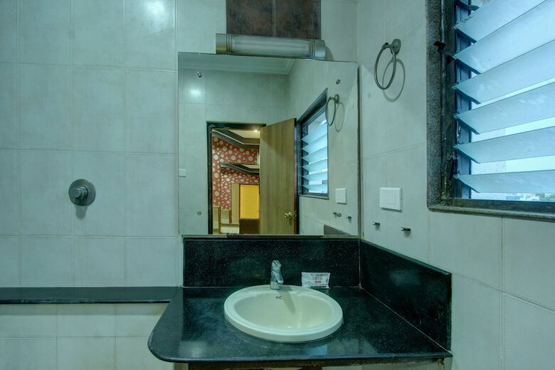Oyo 26797 Ss Hotels