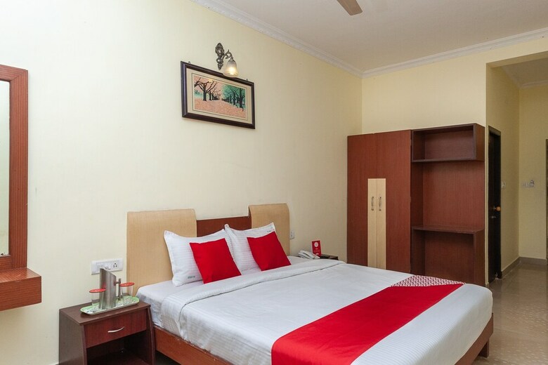 Hotel Oyo 27033 Hill Breeze
