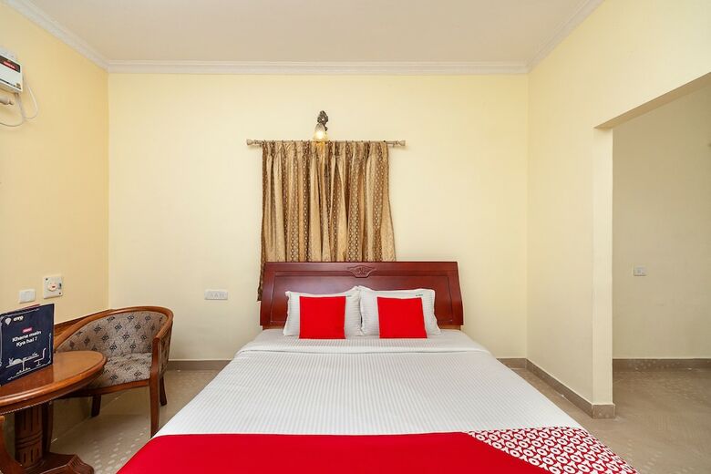 Hotel Oyo 27033 Hill Breeze