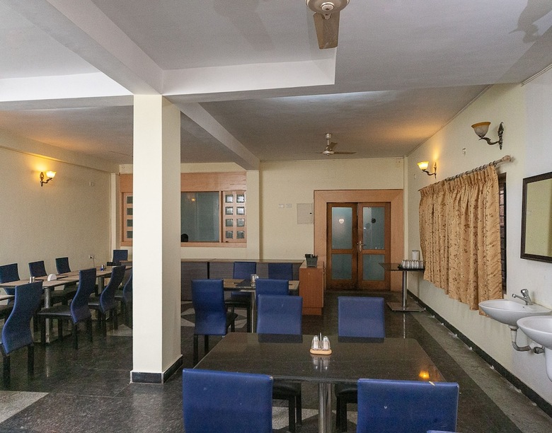 Hotel Oyo 27033 Hill Breeze