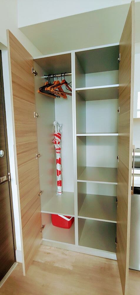 Brand New Water Apartment On The Beach