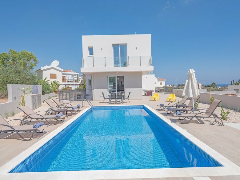 Polymnia Villa 490b