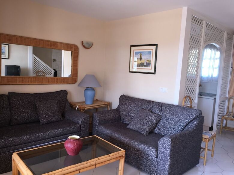 Aparthotel Apartamentos El Toro