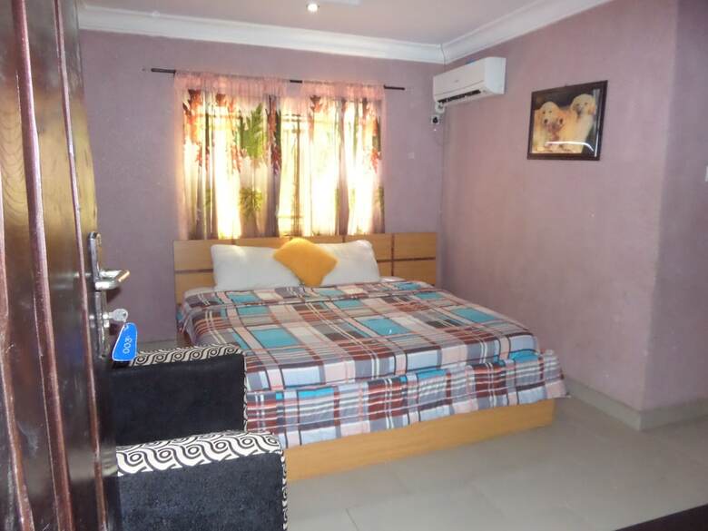 Fatty K Hotel And Suites