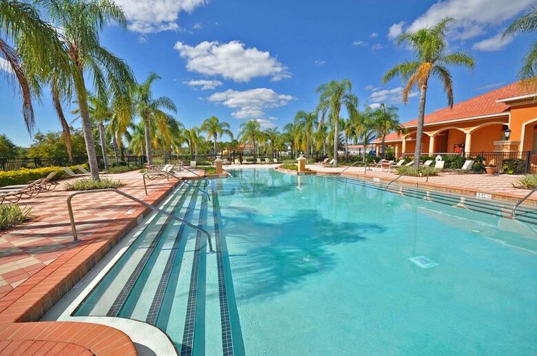 Dream Vacation Home 15 Min To Disney Bv577