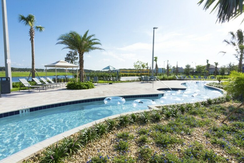 Lovely Vacation Townhouse With Pool Sl3103