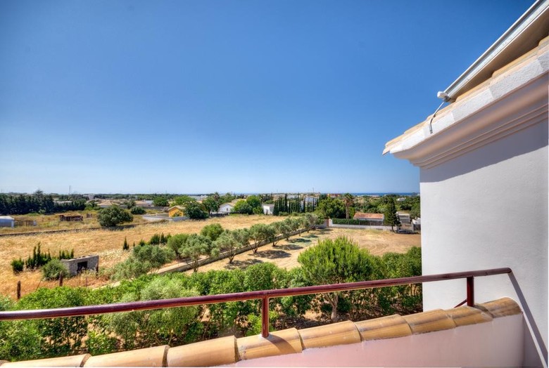 Apartamentos Costa Trafalgar