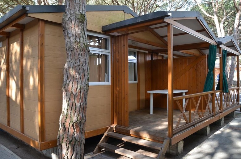 Bungalows Camping Ca�os De Meca