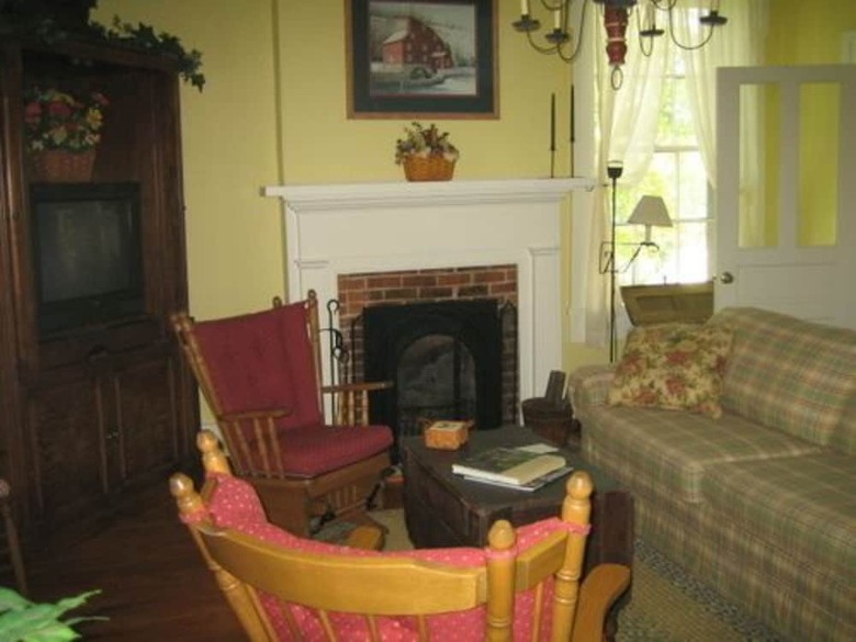 The Pines Of Dresden Bed And Breakfast