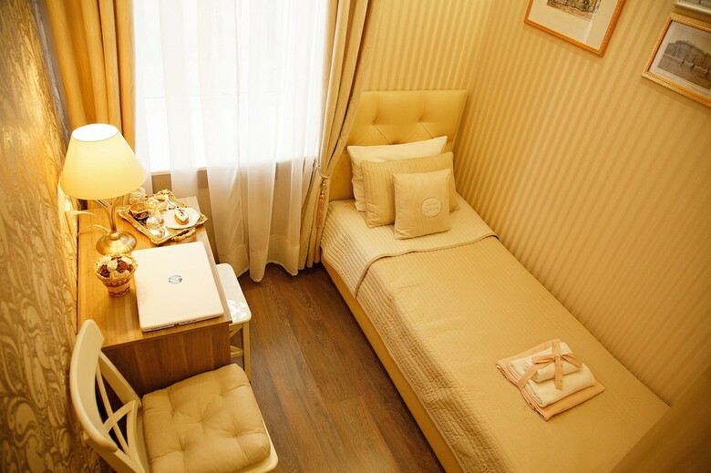 Hotel Silver Sphere Inn