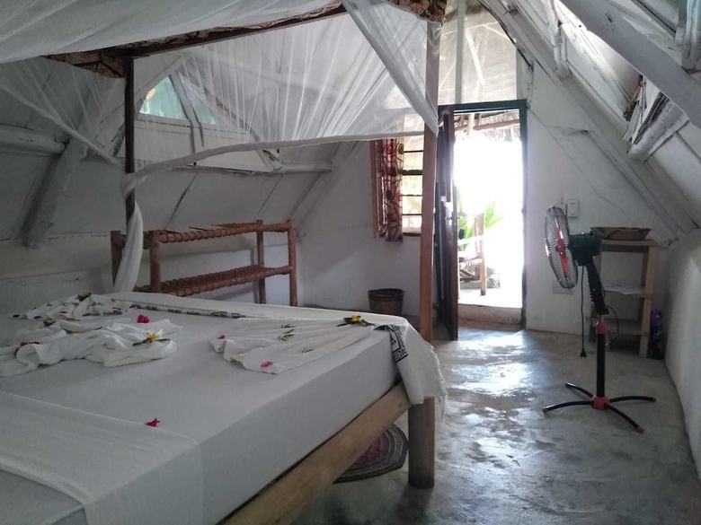 Bed & Breakfast Bahari Pizza Restaurant And Bungalows
