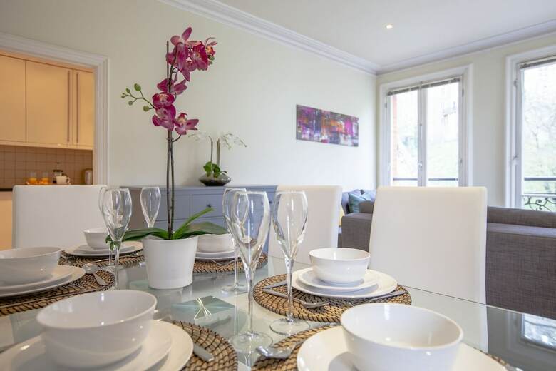 King Edward Apartments