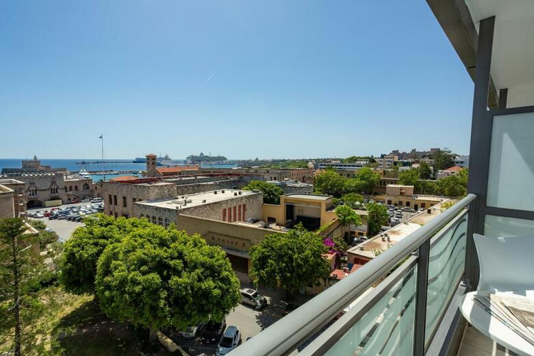 Hotel Rhodos Horizon City