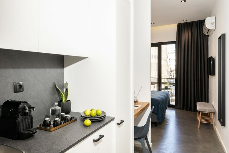 Hotel Pame House