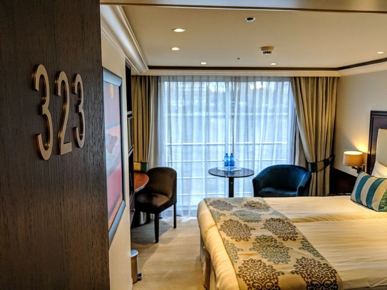Hotel Select Ms Charles Dickens - D�sseldorf