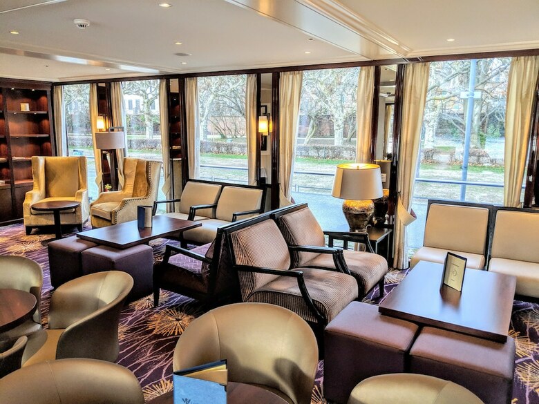 Hotel Select Ms Charles Dickens - D�sseldorf