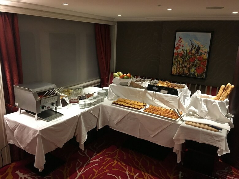 Hotel Select Ms Charles Dickens - D�sseldorf