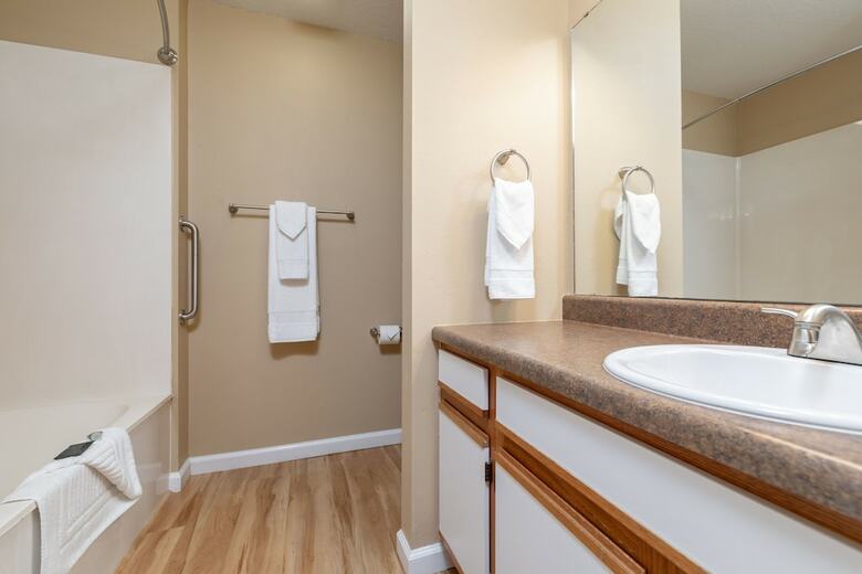 Surrey Townhomes By Capital Vacations