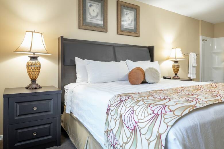 Surrey Townhomes By Capital Vacations