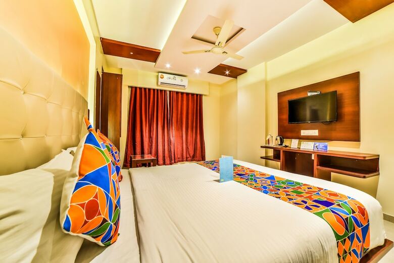 Hotel Fabexpress Malad Residency