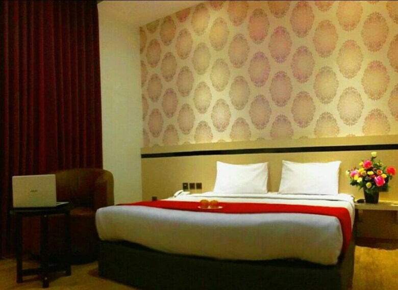 Blitz Hotel Batam Centre