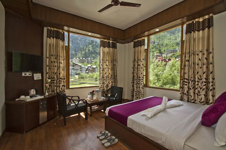 Hotel Manali Mountain Regency