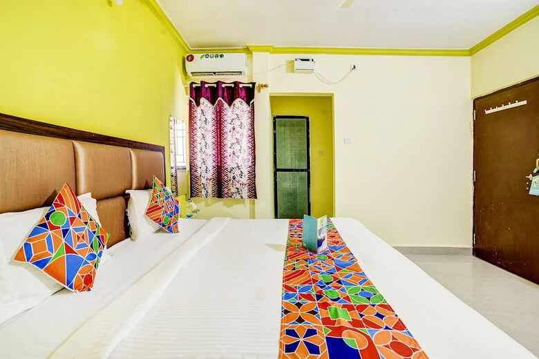 Hotel Fabexpress Purushottam Residency
