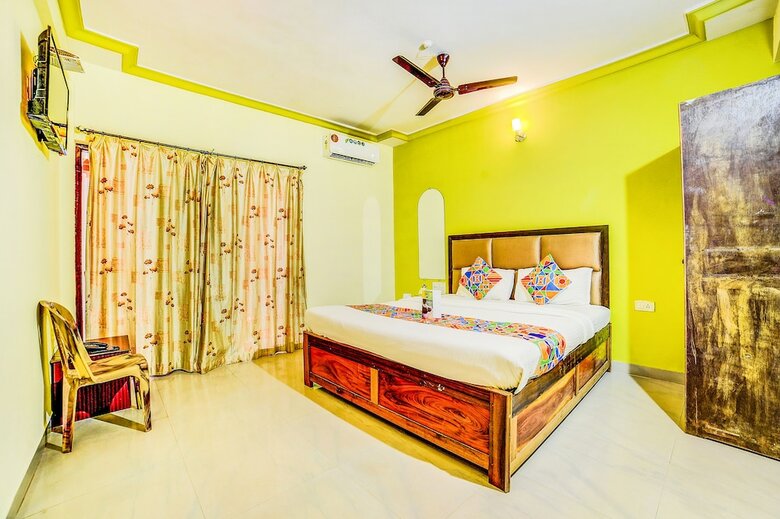 Hotel Fabexpress Purushottam Residency