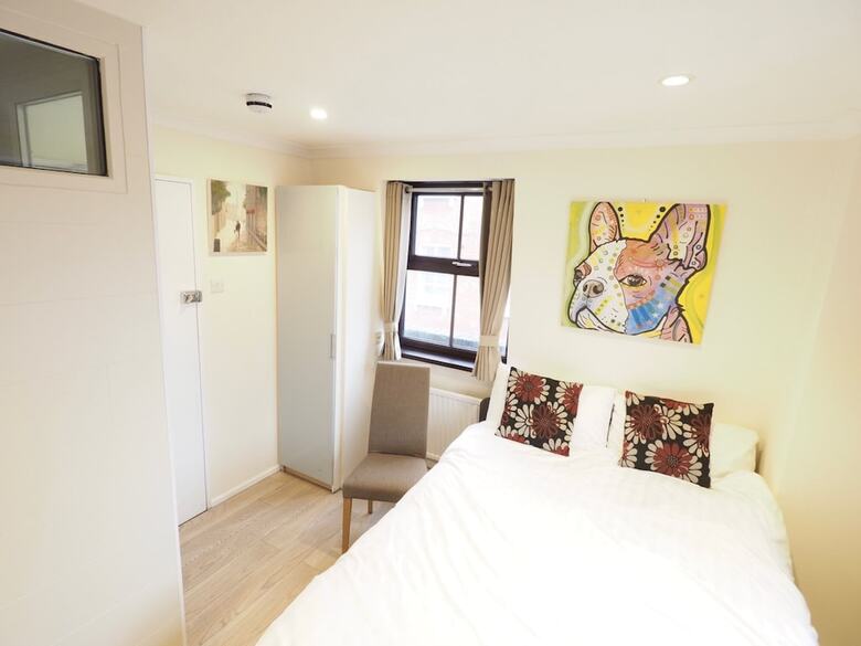 Apartamentos House176