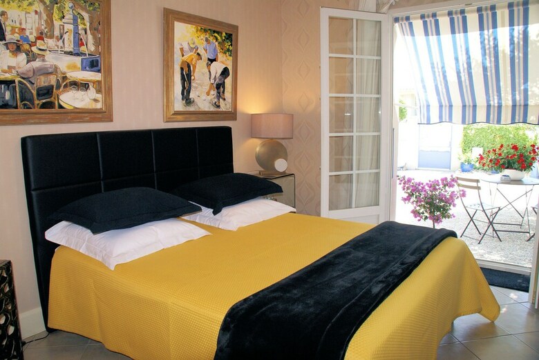 Hotel Villa L'olivier, Chambre D'h�tes "les Volets Bleus"