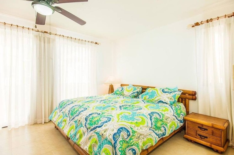 Aparthotel Los Corales Villas Ocean Front