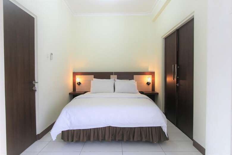 Villa The Helena Guesthouse