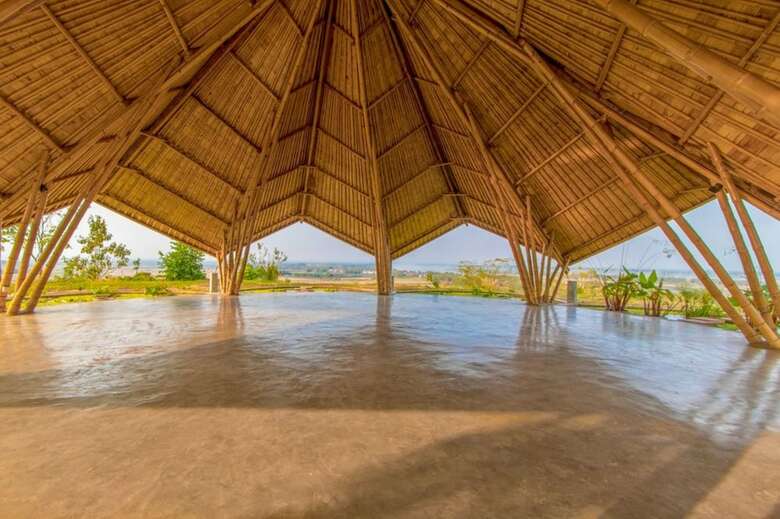 Hotel Hanchey Bamboo Resort