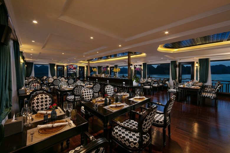 Genesis Regal Cruise