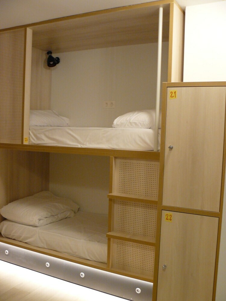 Hostal Blai Blai - Hostel