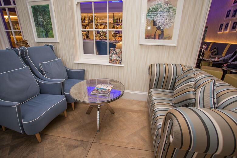 Chichester Harbour Hotel