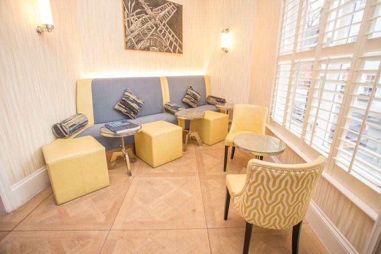 Chichester Harbour Hotel
