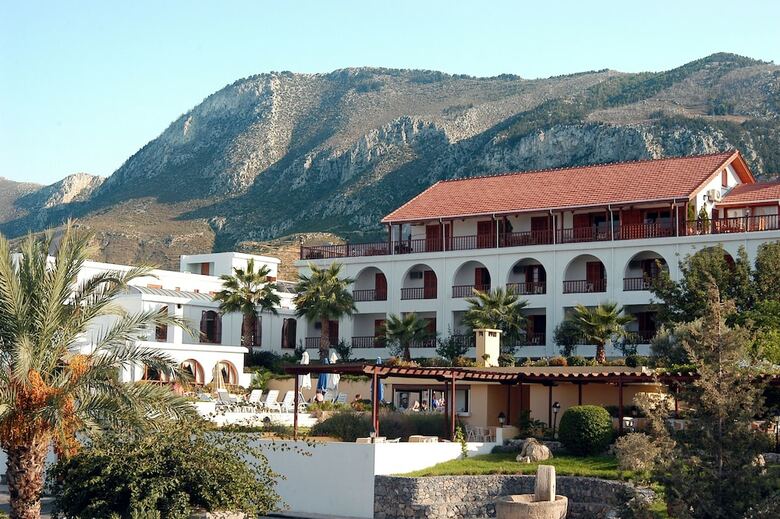 Hotel Onar Village