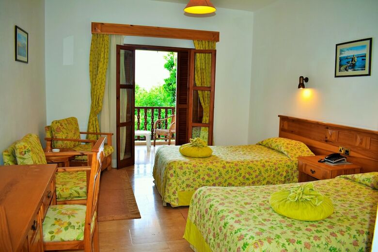Hotel Onar Village