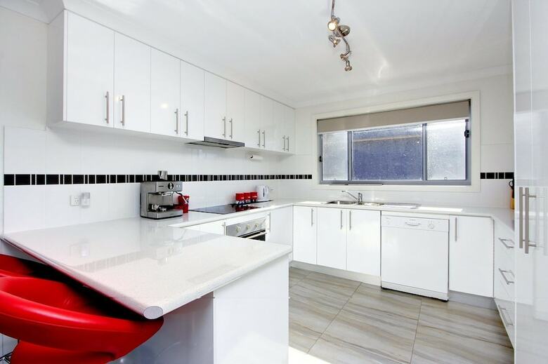 47 Anderson With Pool In Cowes