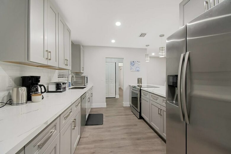 Comfortable Luxurious Home Min To Beach W/hottub