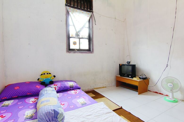 Hotel D'angkring Wisma Sarjana