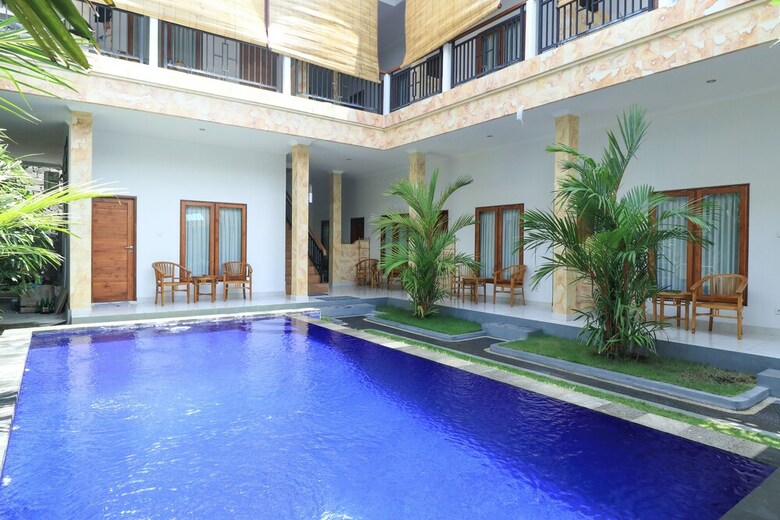 Hotel Canggu Kayuma House